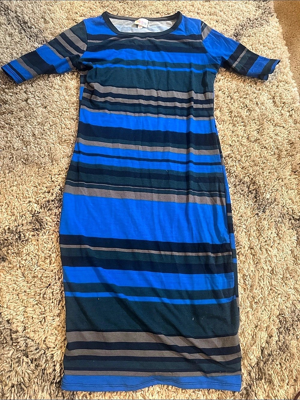 NWOT LuLaRoe Julia Dress Blue Gray Striped Bodycon Knit Midi XS